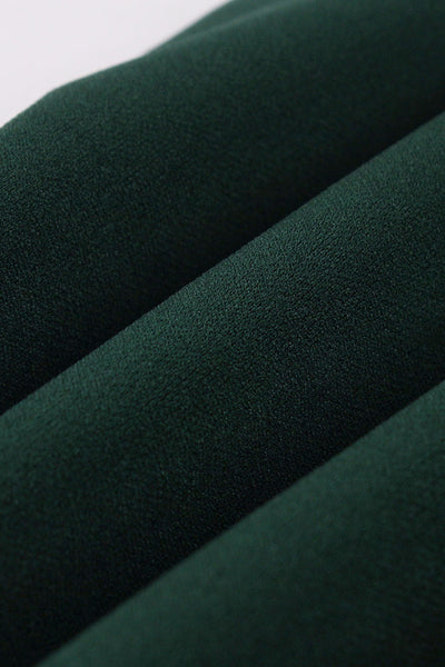 Dunkelgrünes Kleid mit Vintage-Rüschen