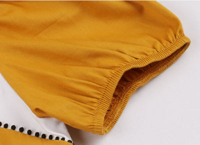 Hübsches gelb-weißes Kleid im Vintage-Design