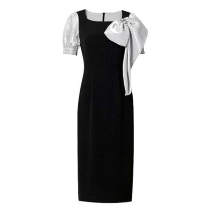Petite schwarzes Vintage-Kleid