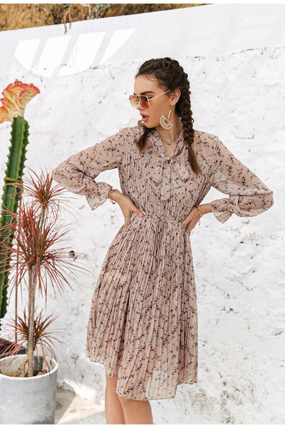 Florales Vintage-Zeremonienkleid