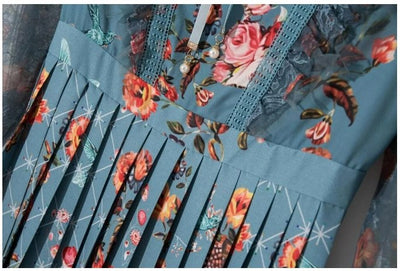 Mintfarbenes Vintage-Maxikleid mit Blumenmuster