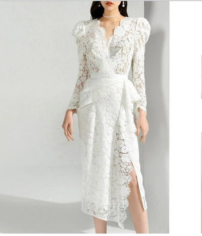 Vintage weißes Spitzenhochzeitskleid