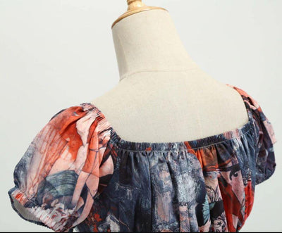 Kleid im 60er-Jahre-Schnitt