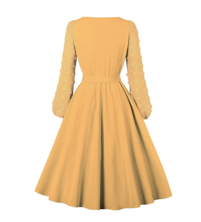 Gelbes böhmisches Vintage-Kleid