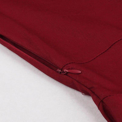 Weinrotes Vintage-Kleid