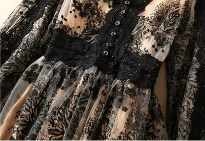 Böhmisches Spitzen-Vintage-Kleid