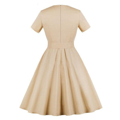 Audrey Hepburn 60er Jahre Kleid Beige