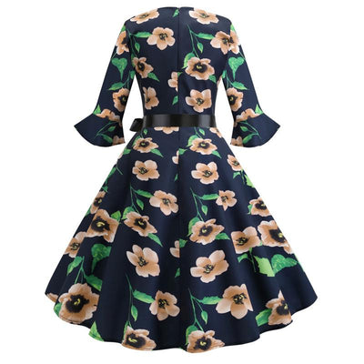 Schwarzes florales Winter-Vintage-Kleid