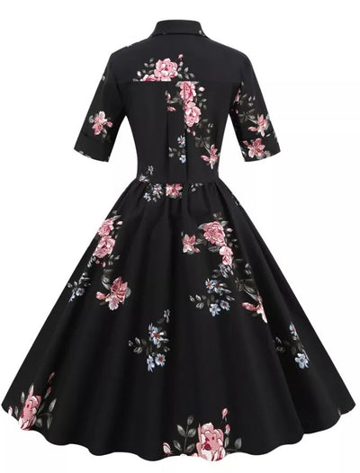 Schwarzes Vintage-Kleid mit Umlegekragen