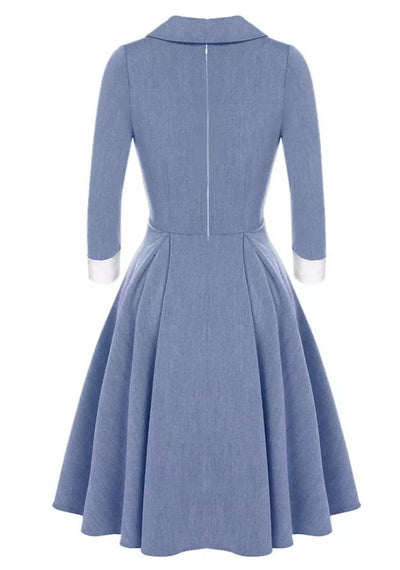 Blaues plissiertes Vintage-Kleid
