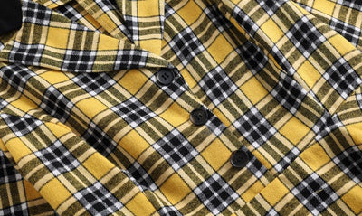 Gelb und schwarz gestreiftes Vintage-Kleid