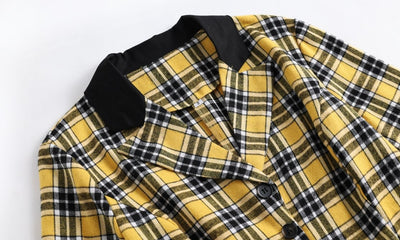 Gelb und schwarz gestreiftes Vintage-Kleid