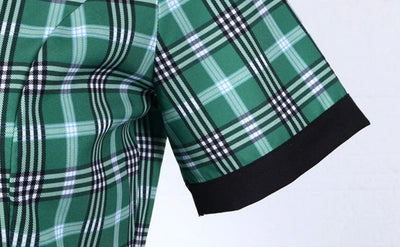 Grün-schwarz gestreiftes Vintage-Kleid