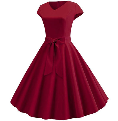 Burgunderrotes romantisches Vintage-Kleid