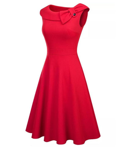 Rotes Vintage-Kleid mit Umlegekragen