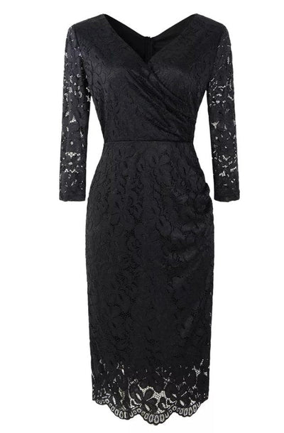 Schwarzes maßgeschneidertes Vintage-Kleid