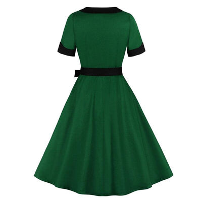 Grünes Vintage-Kleid