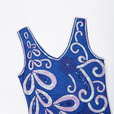 Blaues Kleid im Stil der 1920er Jahre