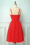 Rotes Vintage-Blumenkleid mit Knopf