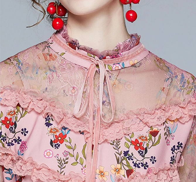 Rosa florales Vintage-Kurzkleid