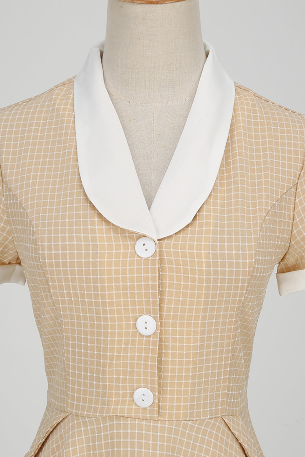 Vintage kariertes Schalkragenkleid