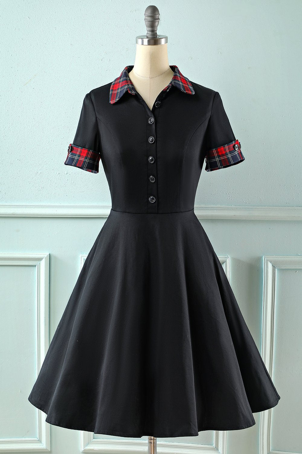 Vintage-Kleid mit Umlegekragen