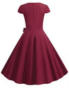 Burgunderrotes amerikanisches Kleid der 50er Jahre
