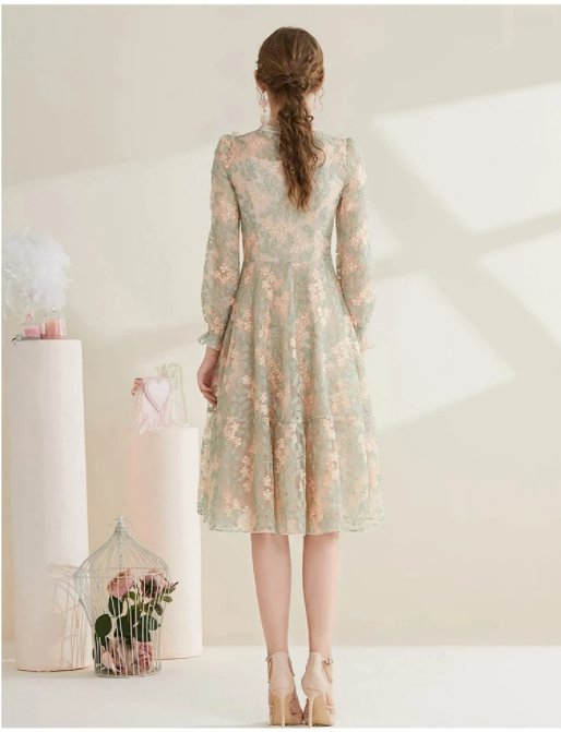 Vintage Chic 40er Jahre Spitzenkleid Grau