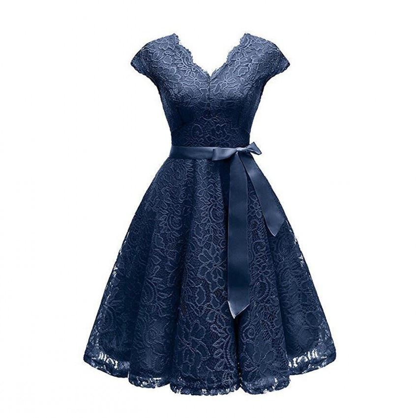 Marineblaues Spitzen-Partykleid im Stil der 50er Jahre