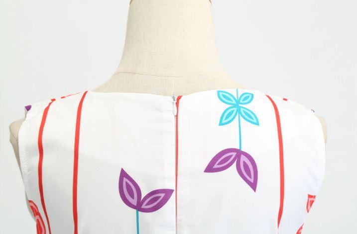 Schlichtes 50er-Jahre-Kleid