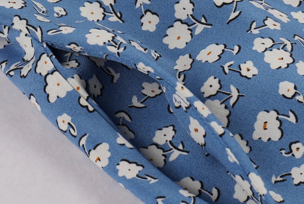 Vintage Flare Kleid Blau Weiße Blumen