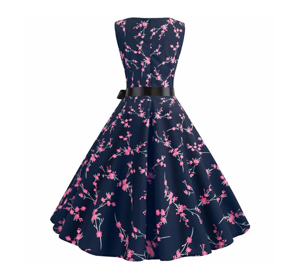 Marineblaues, ausgestelltes Vintage-Kleid mit Blumen