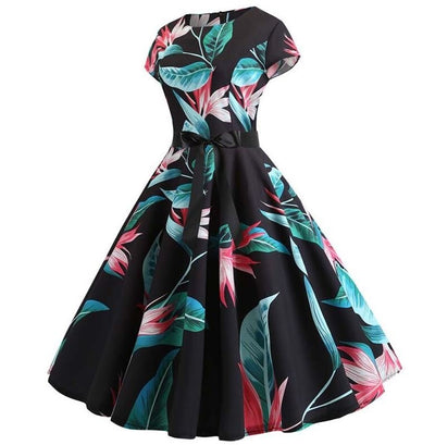 Schwarzes ausgestelltes Vintage-Kleid mit feinen Blumen