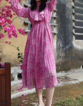 Lila Spitzen-Retro-Kleid