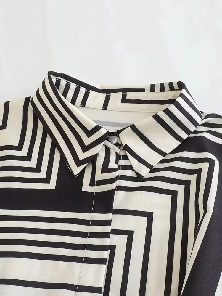 Kariertes Kleid aus den Siebzigern