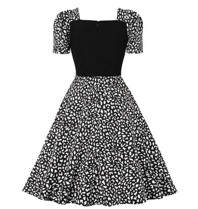 Schwarzes Vintage-Kleid im 50er-Jahre-Stil