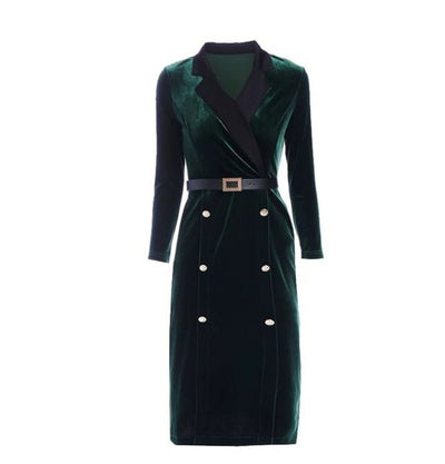 Grünes Samtkleid aus den 1940er Jahren