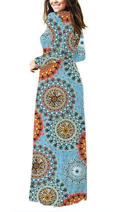 Geblümtes Hippie-Kleid