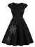 Beiges Spinnen-Vintage-Kleid