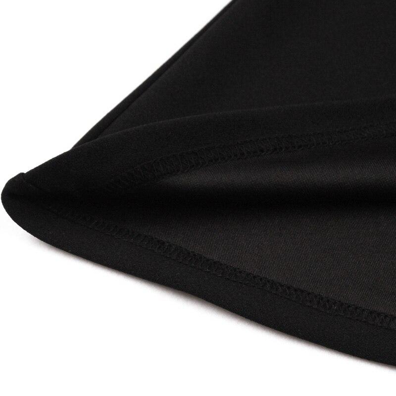 Schwarzes Herbst-Vintage-Kleid