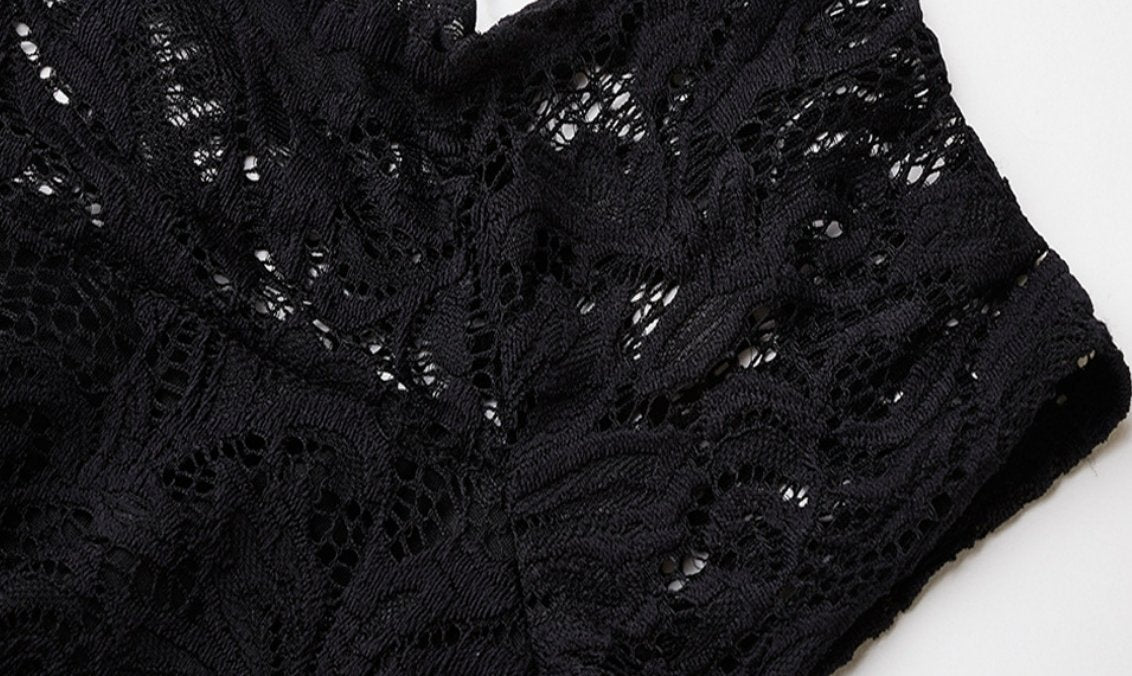 Schwarzes Vintage-Zeremonienkleid