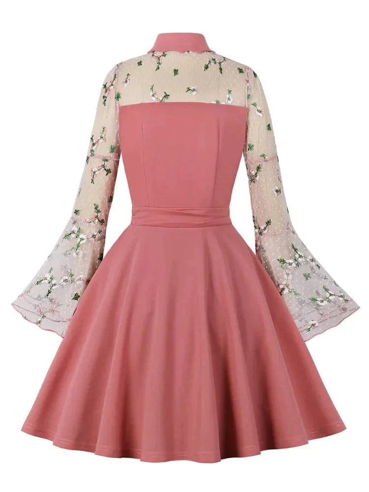 Vintage rosa Peter-Pan-Kragen-Kleid