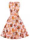 Geblümtes rosafarbenes Vintage-Kleid mit Rundhalsausschnitt
