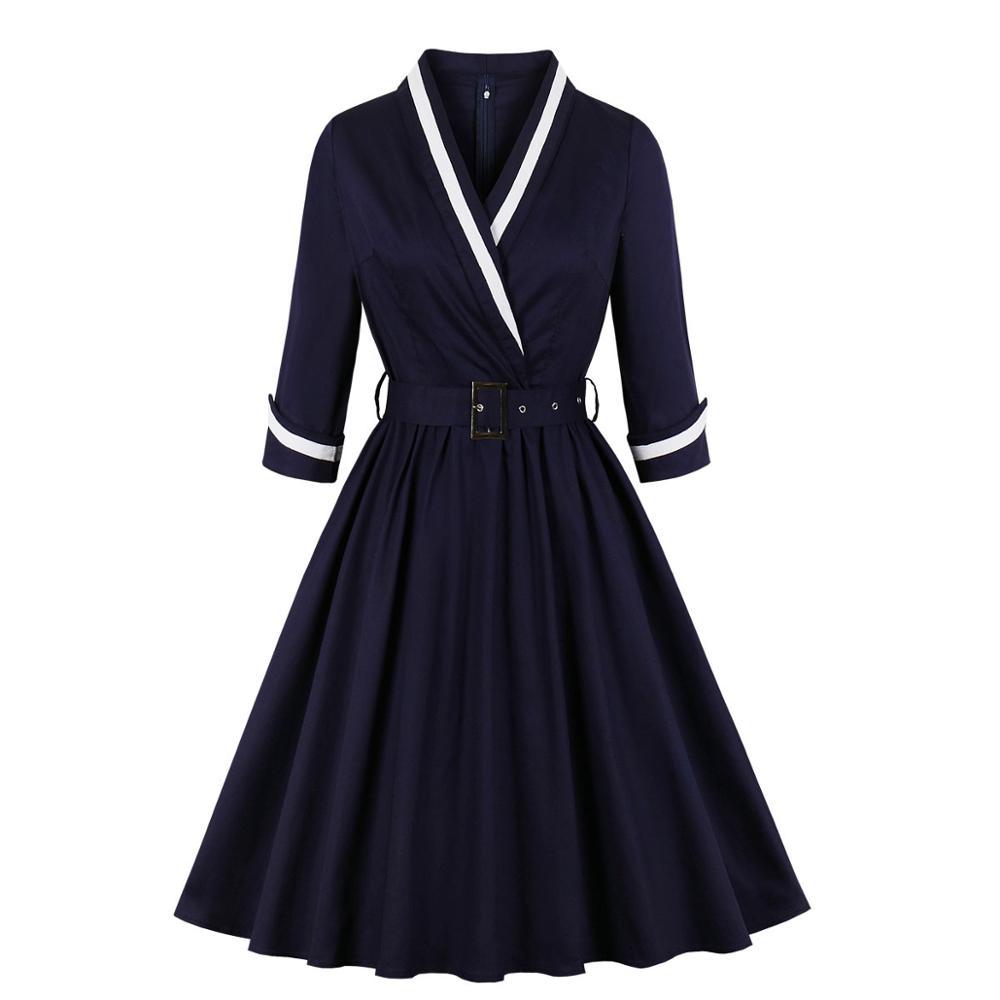 Marineblaues Vintage-Kleid mit V-Ausschnitt in Übergröße