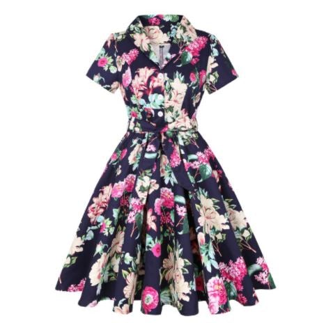 Geblümtes Rockabilly-Vintage-Kleid in Übergröße