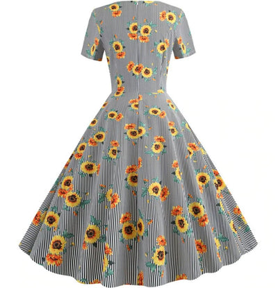 Grau gestreiftes Vintage-Kleid