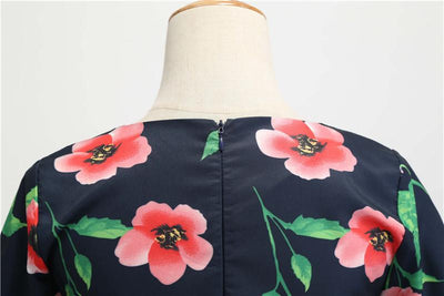 Schwarzes Mohnblumen-Winter-Vintage-Kleid