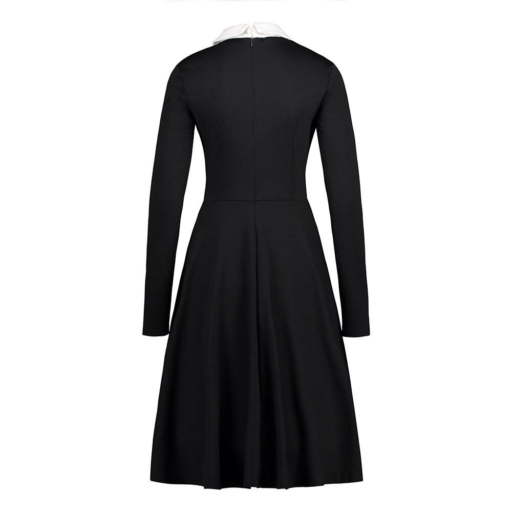 Schwarzes Vintage-Kleid mit weißem Kragen