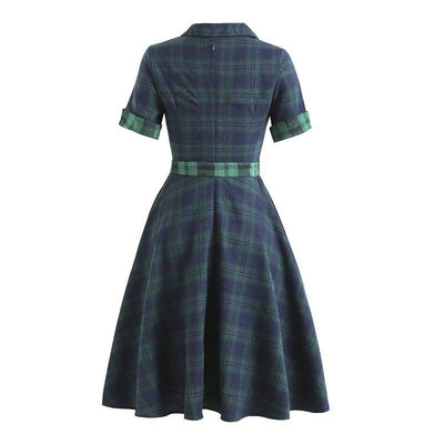 Vintage-Kleid mit Pin-Up-Business-Kragen