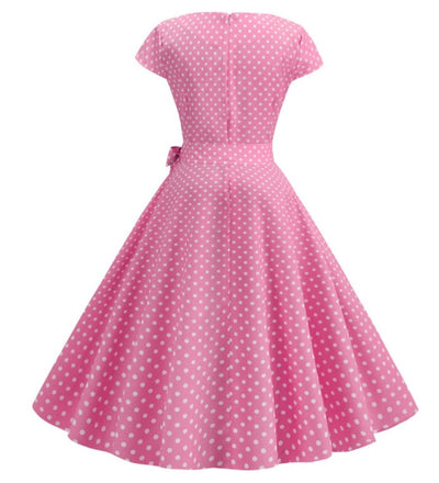 Rosa gepunktetes Pin-Up-Vintage-Kleid